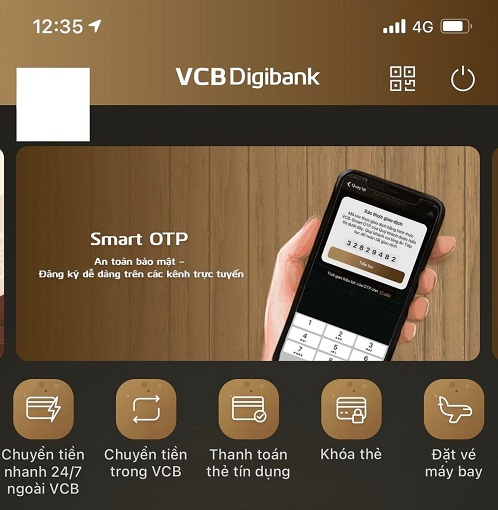 App Vietcombank giao diện màu nâu là gì?